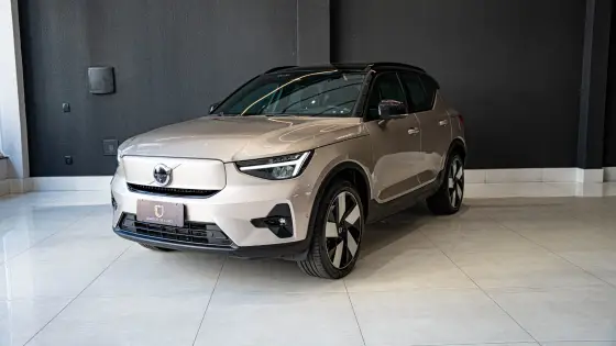 VOLVO XC40 P8 RECHARGE TWIN ELECTRIC ULTIMATE AWD