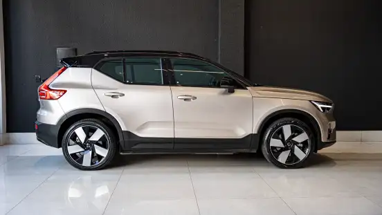 VOLVO-XC40-P8 RECHARGE TWIN ELECTRIC ULTIMATE AWD VOLVO-XC40-2023