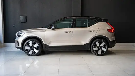 VOLVO-XC40-P8 RECHARGE TWIN ELECTRIC ULTIMATE AWD VOLVO-XC40-2023