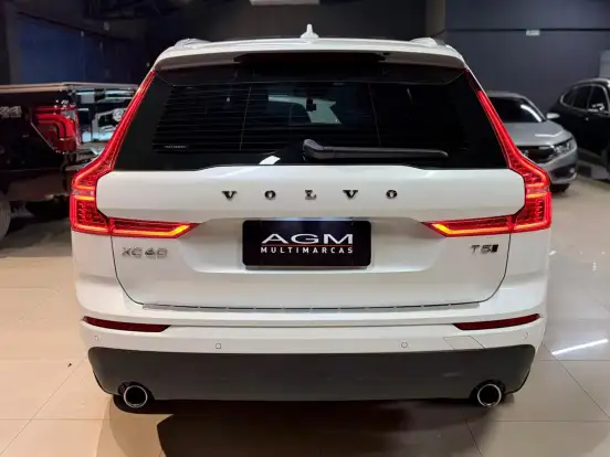 VOLVO-XC60-2.0 T5 GASOLINA MOMENTUM AWD GEARTRONIC VOLVO-XC60-2020