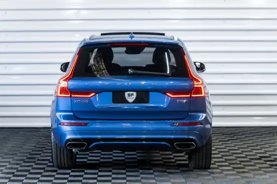 VOLVO-XC60-2019