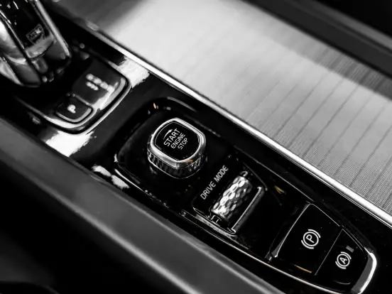 VOLVO-XC60-2.0 T8 HYBRID R-DESIGN AWD GEARTRONIC VOLVO-XC60-2019