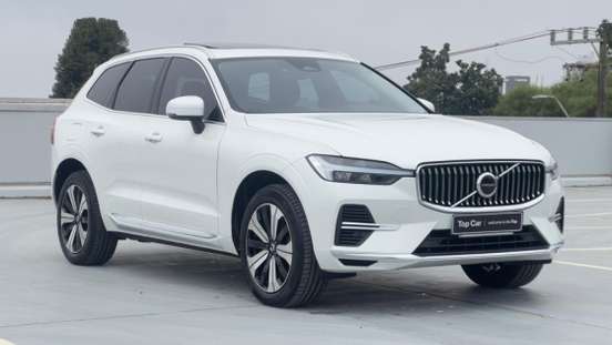 VOLVO-XC60-2024