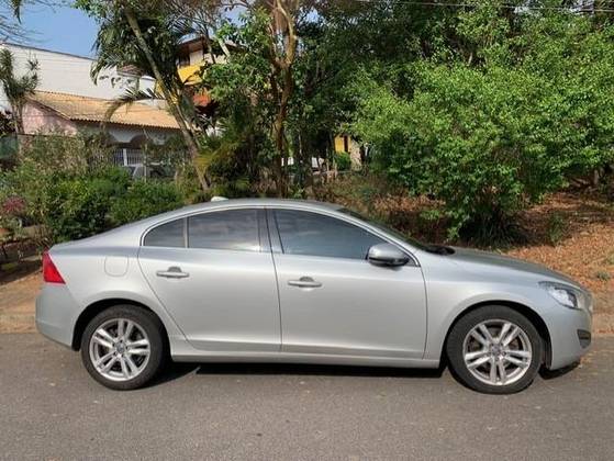 VOLVO S60 2.0 T5 DYNAMIC GASOLINA 4P AUTOMÁTICO