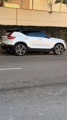 VOLVO-XC40-2.0 T5 GASOLINA R-DESIGN AWD GEARTRONIC VOLVO-XC40-2019