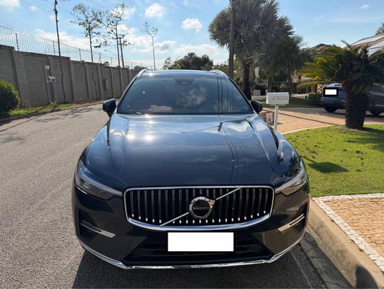 VOLVO XC60 2.0 T8 RECHARGE PLUS AWD GEARTRONIC
