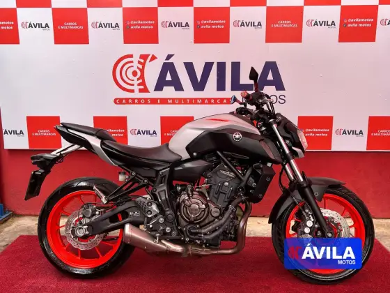 YAMAHA MT-07 ABS YAMAHA MT-07 ABS