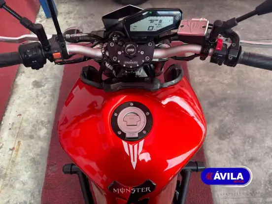 YAMAHA-MT-09 YAMAHA-MT-09-2016