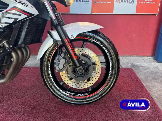 YAMAHA-XJ6 N-2012