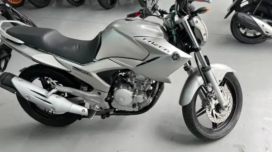 YAMAHA-YS 250 FAZER-2012