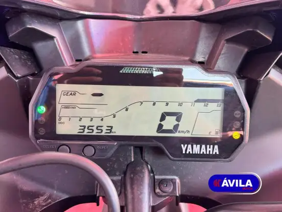YAMAHA-YZF R15-2025