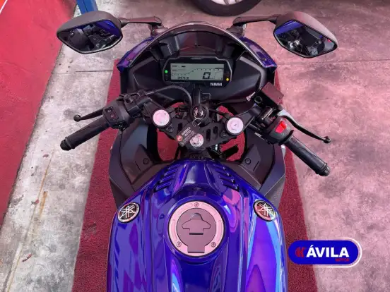 YAMAHA-YZF R15 YAMAHA-YZF R15-2025