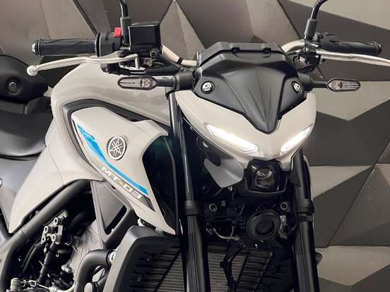 YAMAHA-MT-03 CONNECTED ABS YAMAHA-MT-03 CONNECTED ABS-2025