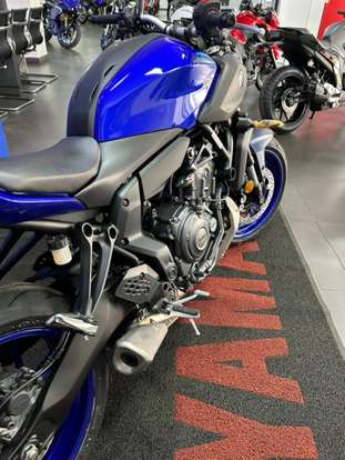 YAMAHA-MT-07 CONNECTED ABS-2025