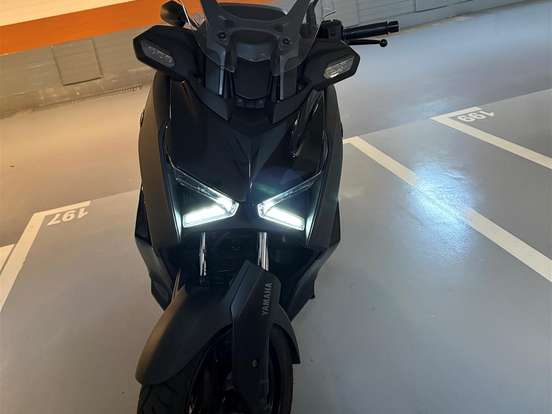 YAMAHA-XMAX 300 CONNECTED ABS YAMAHA-XMAX 300 CONNECTED ABS-2026