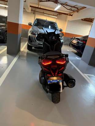 YAMAHA-XMAX 300 CONNECTED ABS-2026