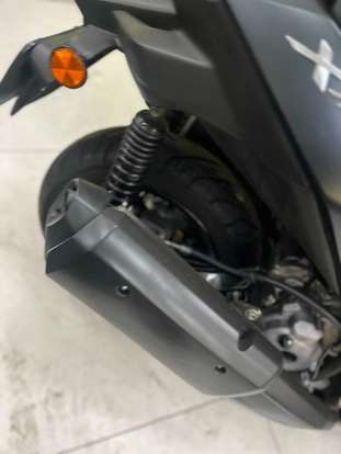 YAMAHA-XMAX 250 CONNECTED ABS-2025