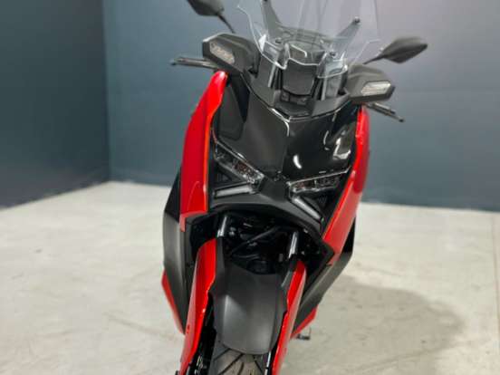 YAMAHA-XMAX 300 CONNECTED ABS YAMAHA-XMAX 300 CONNECTED ABS-2026