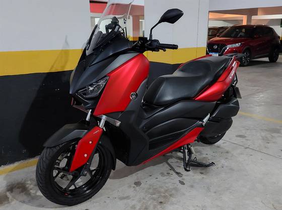 YAMAHA XMAX ABS 