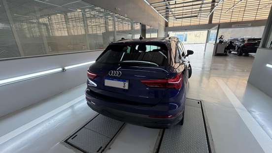 AUDI-Q3-2020