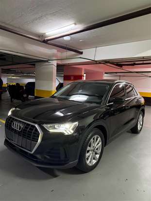 AUDI-Q3-2021