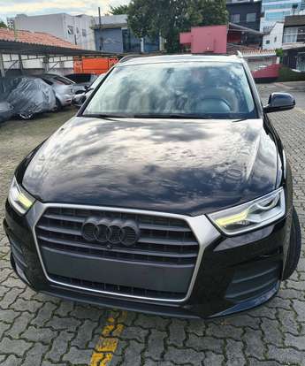AUDI-Q3-2018