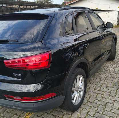 AUDI-Q3-2018