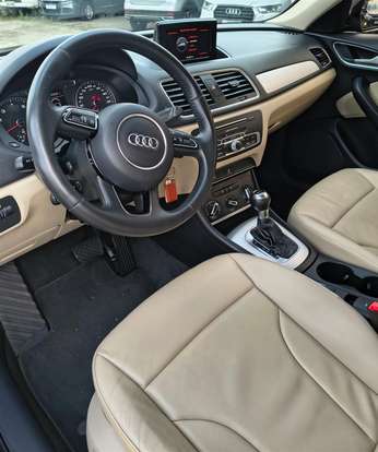 AUDI-Q3-2018