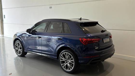 AUDI Q3 2.0 40 TFSI GASOLINA PERFORMANCE BLACK PLUS QUATTRO TIPTRONIC