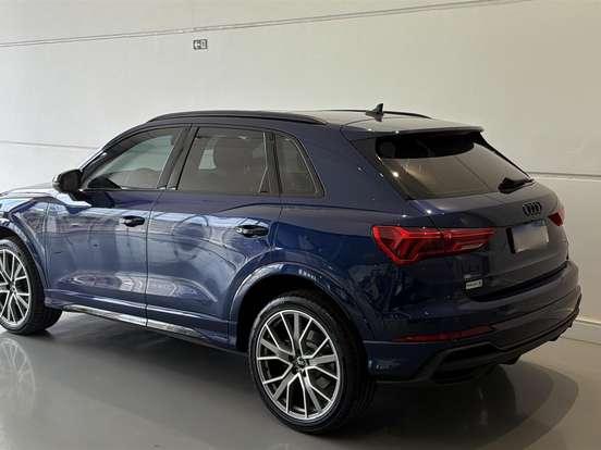 AUDI-Q3-2.0 40 TFSI GASOLINA PERFORMANCE BLACK PLUS QUATTRO TIPTRONIC AUDI-Q3-2023
