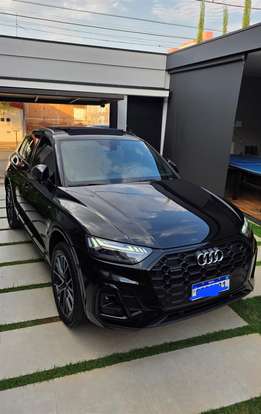 AUDI-Q5-2023