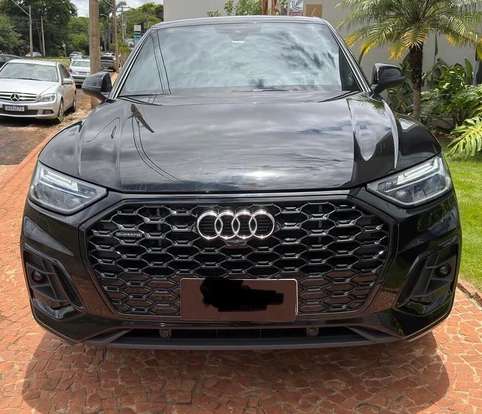 AUDI-Q5-2022