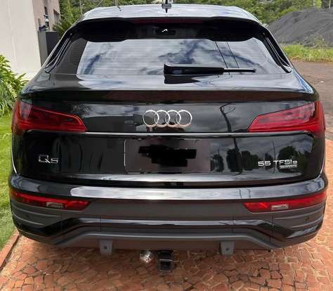 AUDI-Q5-2022