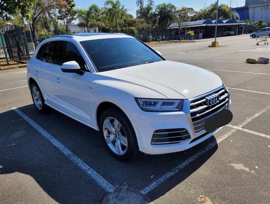 AUDI-Q5-2020