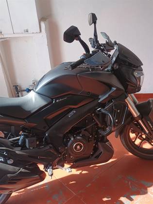 BAJAJ DOMINAR 400 