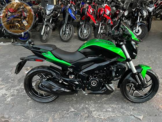 BAJAJ DOMINAR 400 