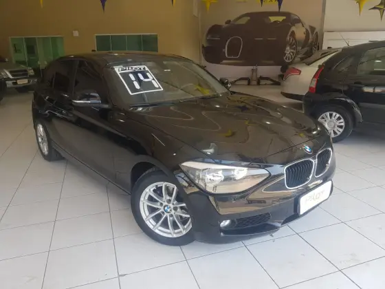 BMW 116i 1.6 16V TURBO GASOLINA 4P AUTOMÁTICO BMW 116i 1.6 16V TURBO GASOLINA 4P AUTOMÁTICO