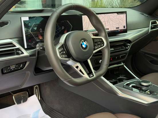 BMW-320i-2025