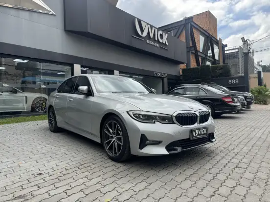 BMW-330i-2019