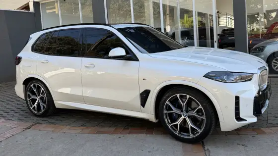 BMW X5 3.0 I6 TURBO HÍBRIDO XDRIVE50E M SPORT AUTOMÁTICO