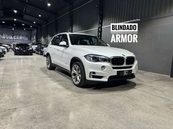BMW-X5-3.0 4X4 30D I6 TURBO DIESEL 4P AUTOMÁTICO BMW-X5-2017
