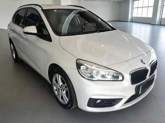 BMW-220i-2016