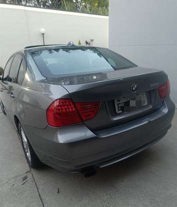 BMW-320i-2.0 16V GASOLINA 4P AUTOMÁTICO BMW-320i-2009