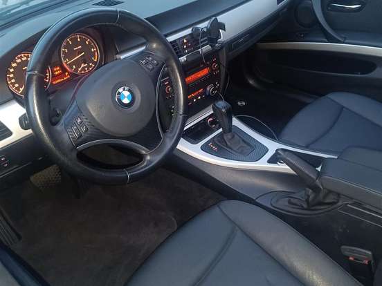 BMW-320i-2.0 16V GASOLINA 4P AUTOMÁTICO BMW-320i-2009