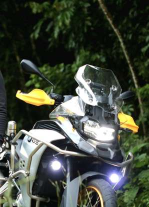 BMW-F 850 GS ADVENTURE PREMIUM-2021