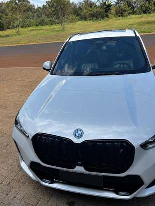 BMW-iX1-2023