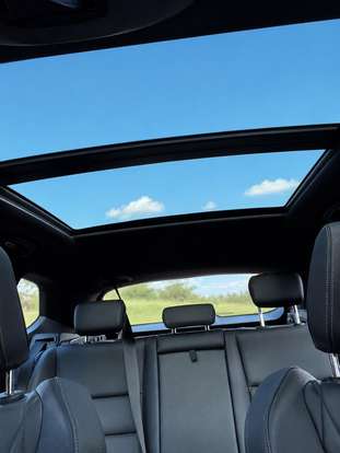 BMW-iX1-2023