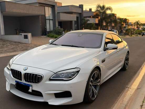 BMW-M6-4.4 GRAN COUPÉ V8 32V GASOLINA 4P AUTOMÁTICO BMW-M6-2015