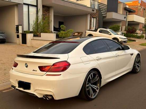 BMW-M6-4.4 GRAN COUPÉ V8 32V GASOLINA 4P AUTOMÁTICO BMW-M6-2015