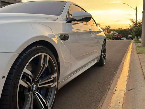 BMW-M6-4.4 GRAN COUPÉ V8 32V GASOLINA 4P AUTOMÁTICO BMW-M6-2015